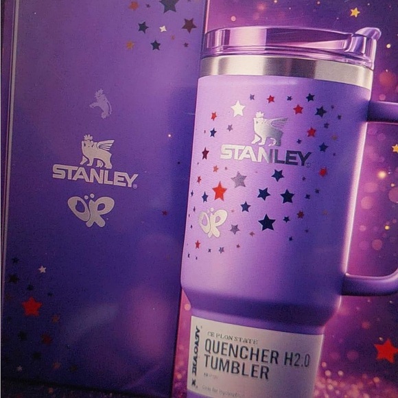 Stanley x Olivia Rodrigo Quencher H2.0 Flow State Tumbler 40oz New USA stock - Picture 2 of 6